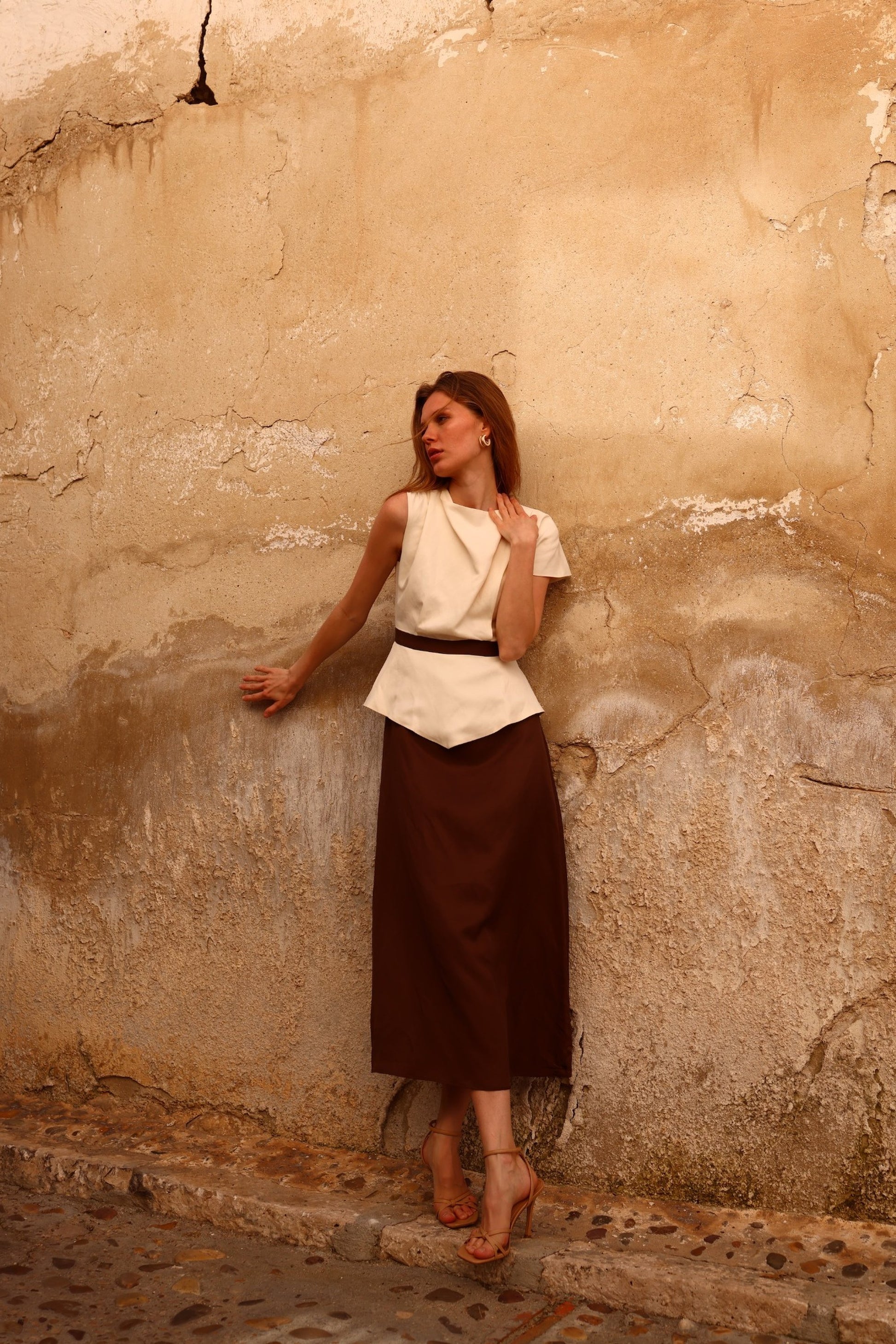 Vestido Amani elegante mujer diseño sofisticado