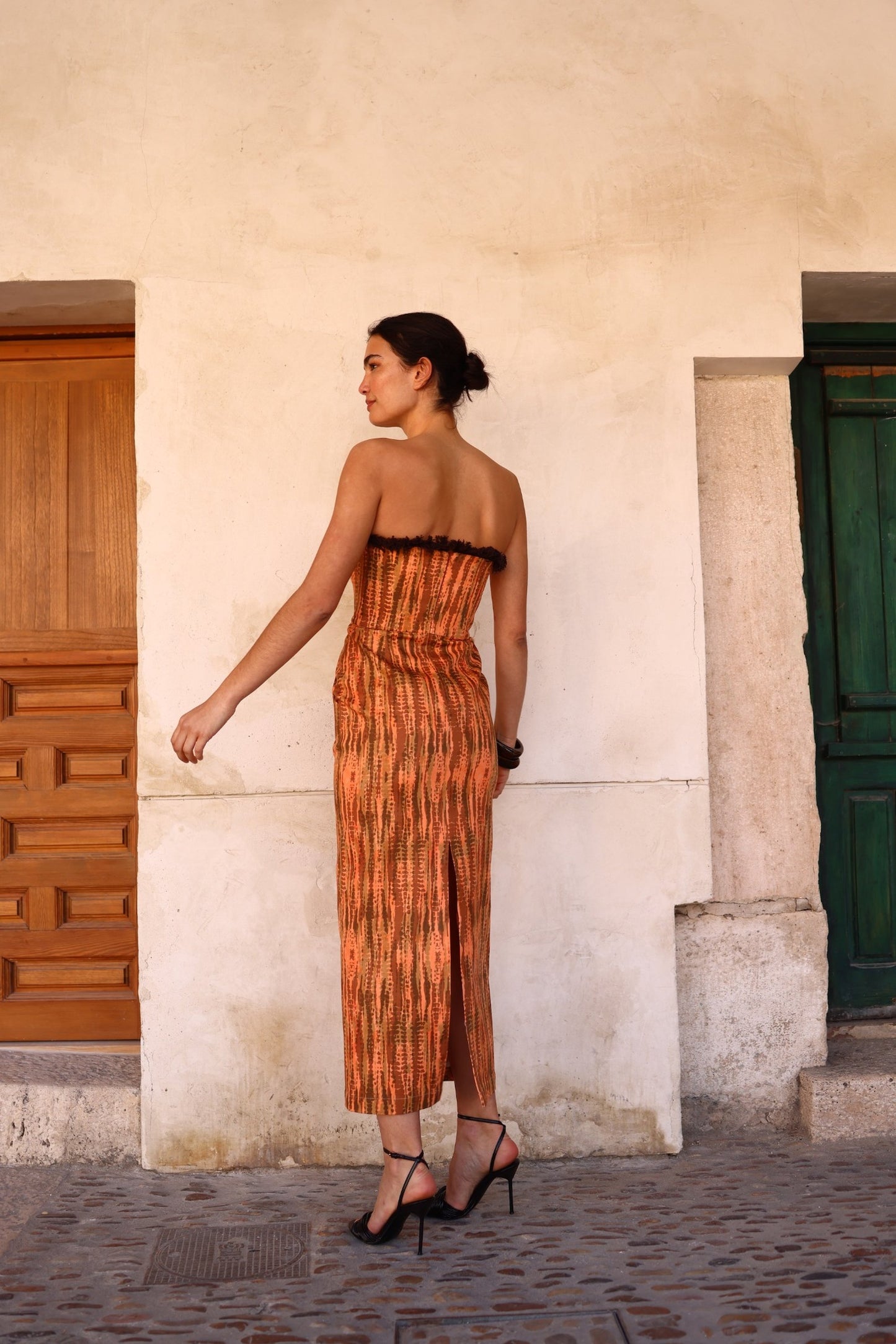 Vestido Palma algodón vista trasera con abertura